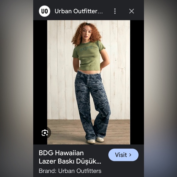 (nfs) ISO: BDG UO Floral Laser Print Puddle Jeans - Picture 1 of 2